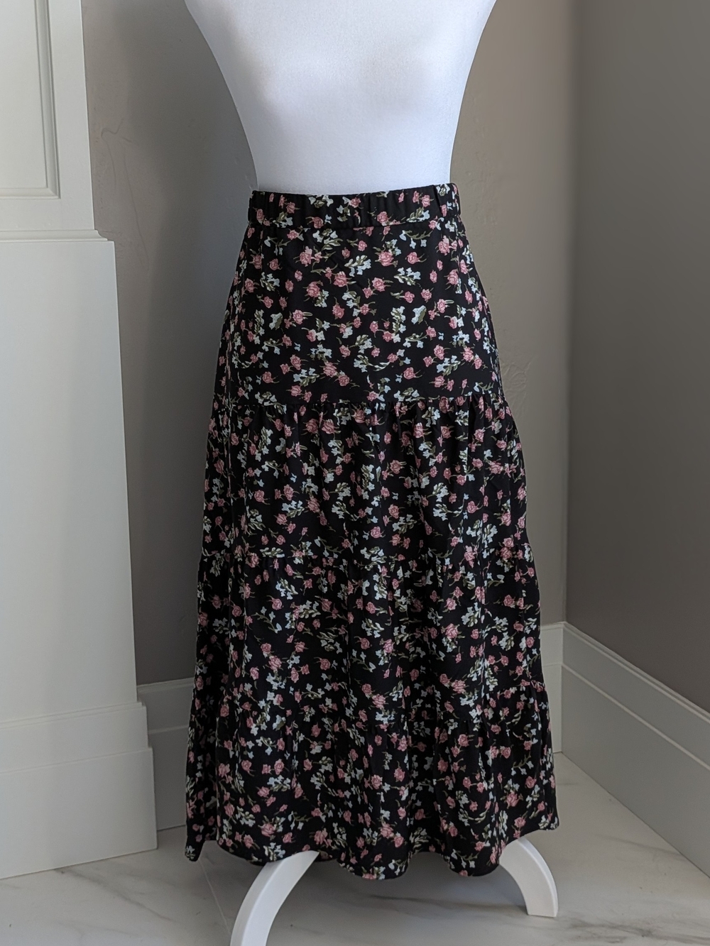 Floral High-Low Tiered Skirt in Black with Pink Flowers